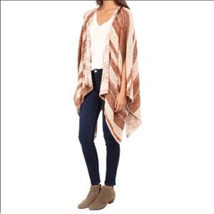 Free people big trails poncho